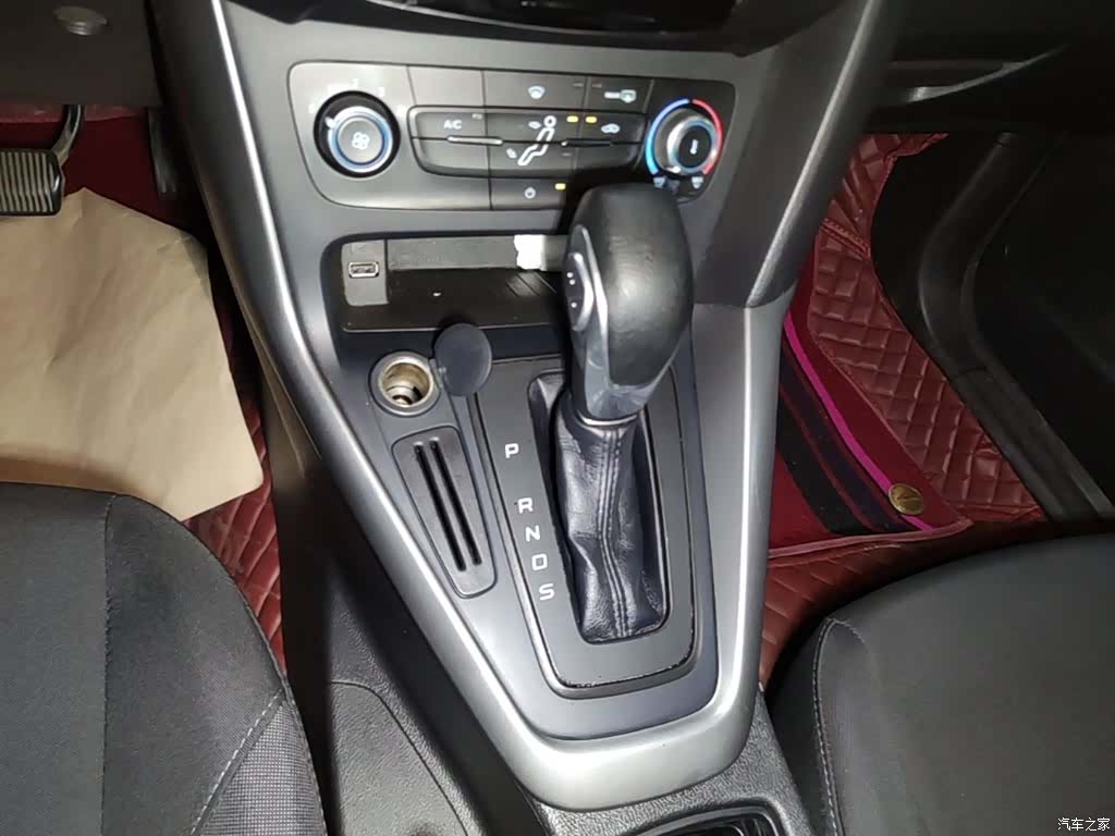 Ford Focus, 2018 14