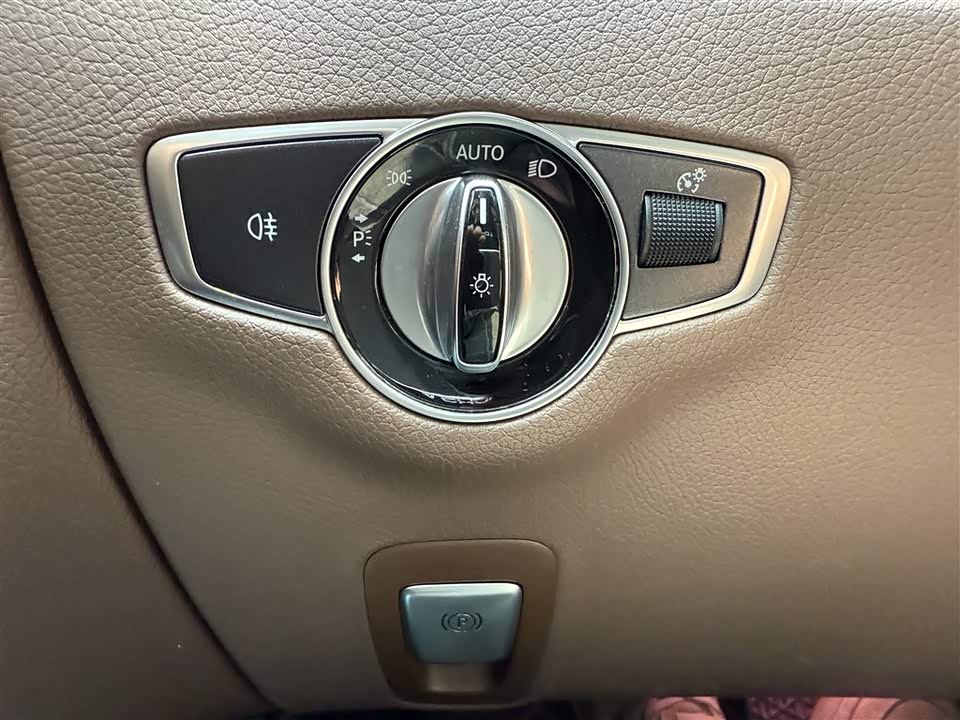 Mercedes-Benz E-class Mercedes-Benz E-class