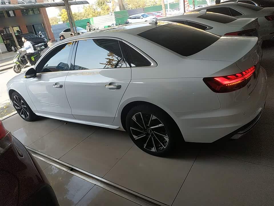 Audi A4L
