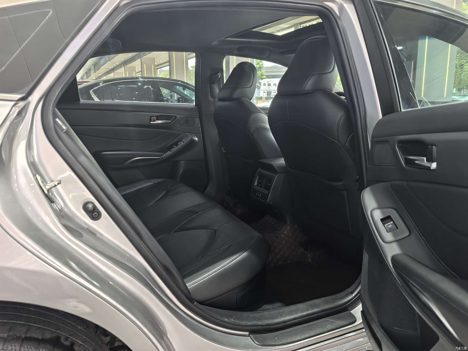 Toyota Avalon, 2022 8