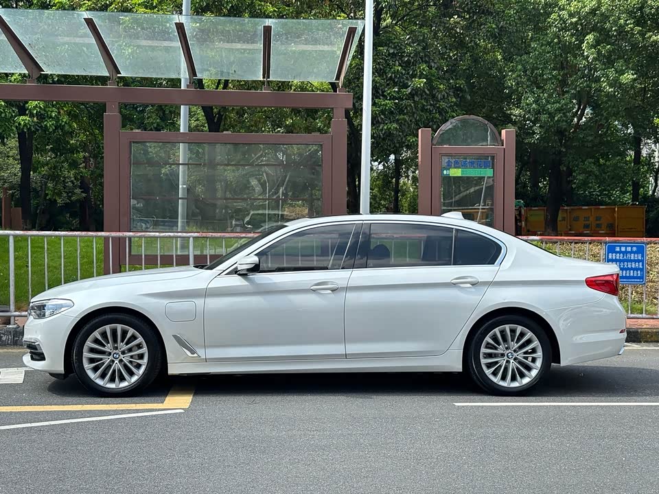 BMW 5 series BMW 5 series