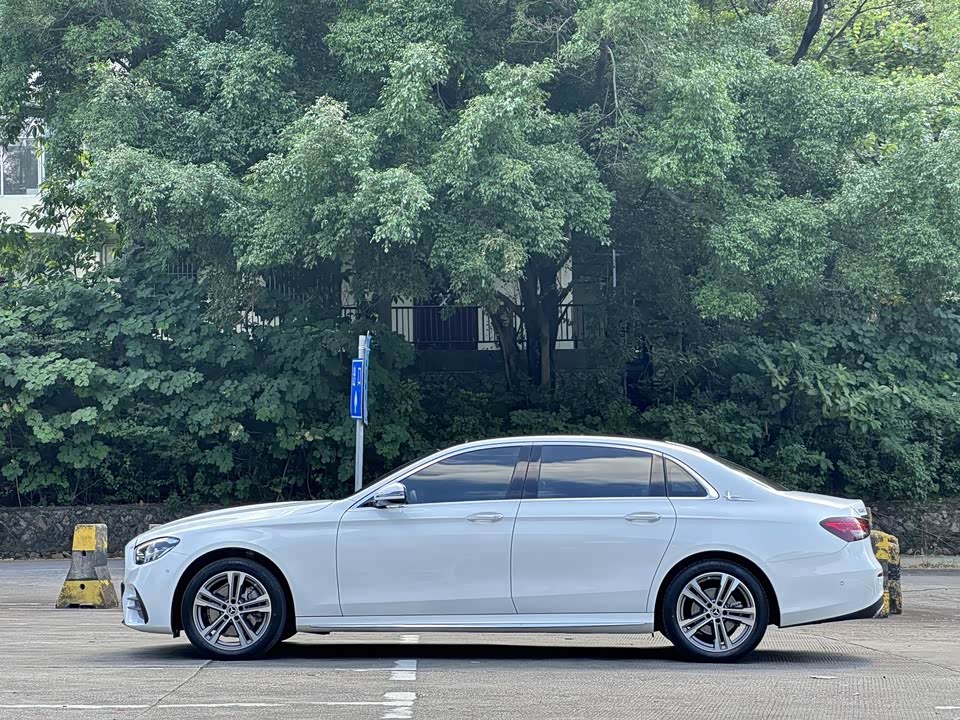 Mercedes-Benz E-class Mercedes-Benz E-class