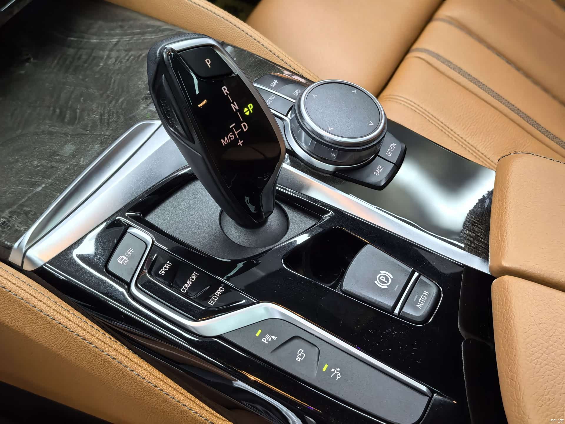 BMW 6 Series GT, 2019 18