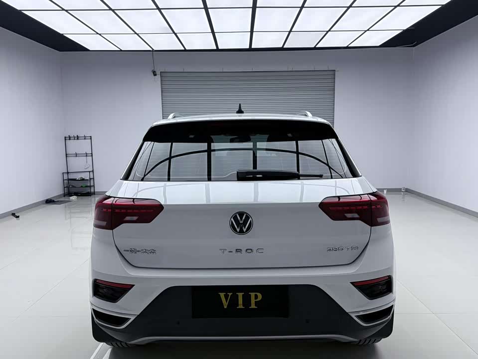 Volkswagen T-ROC exploring Songs