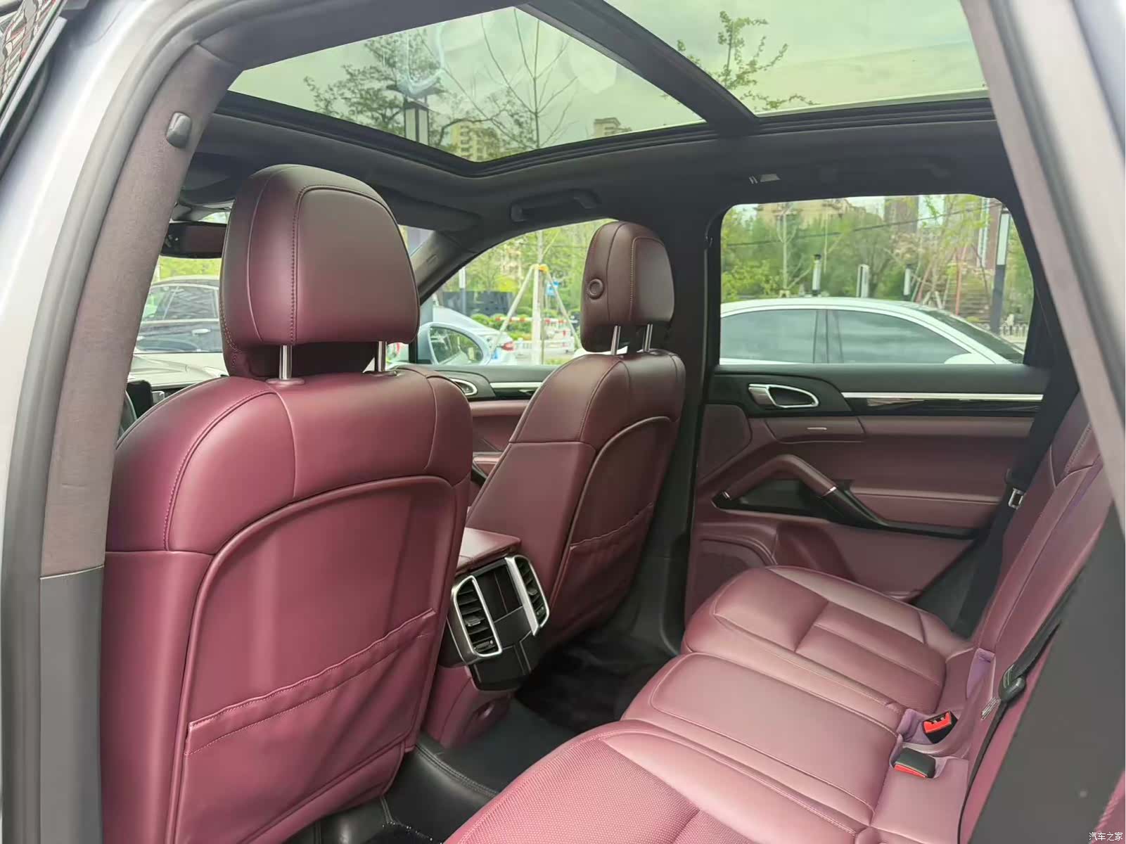 Porsche Cayenne, 2015 7