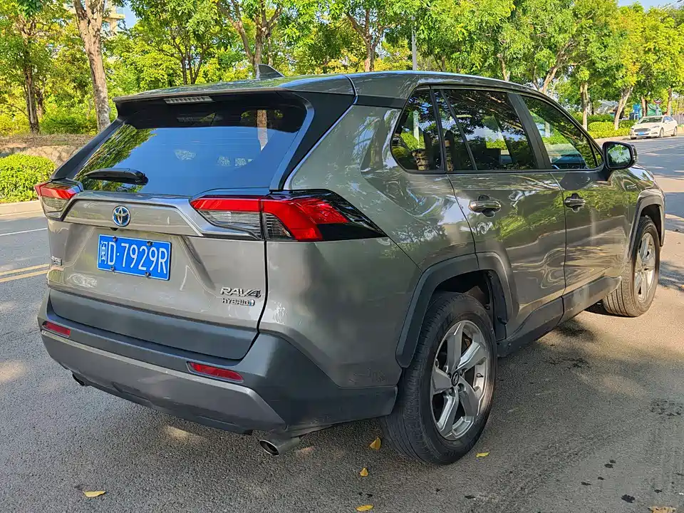 Toyota RAV4 Rongfang