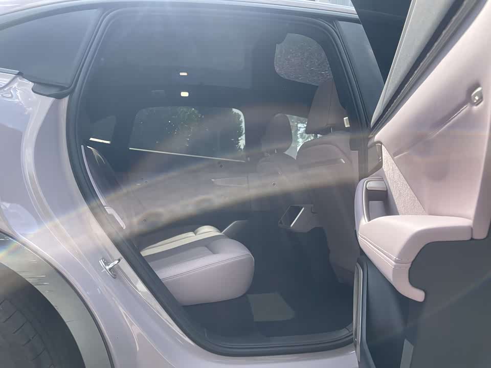 NIO L60