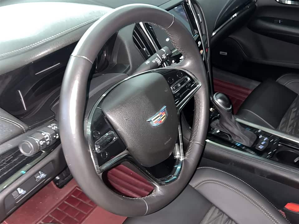 Cadillac ATS-L