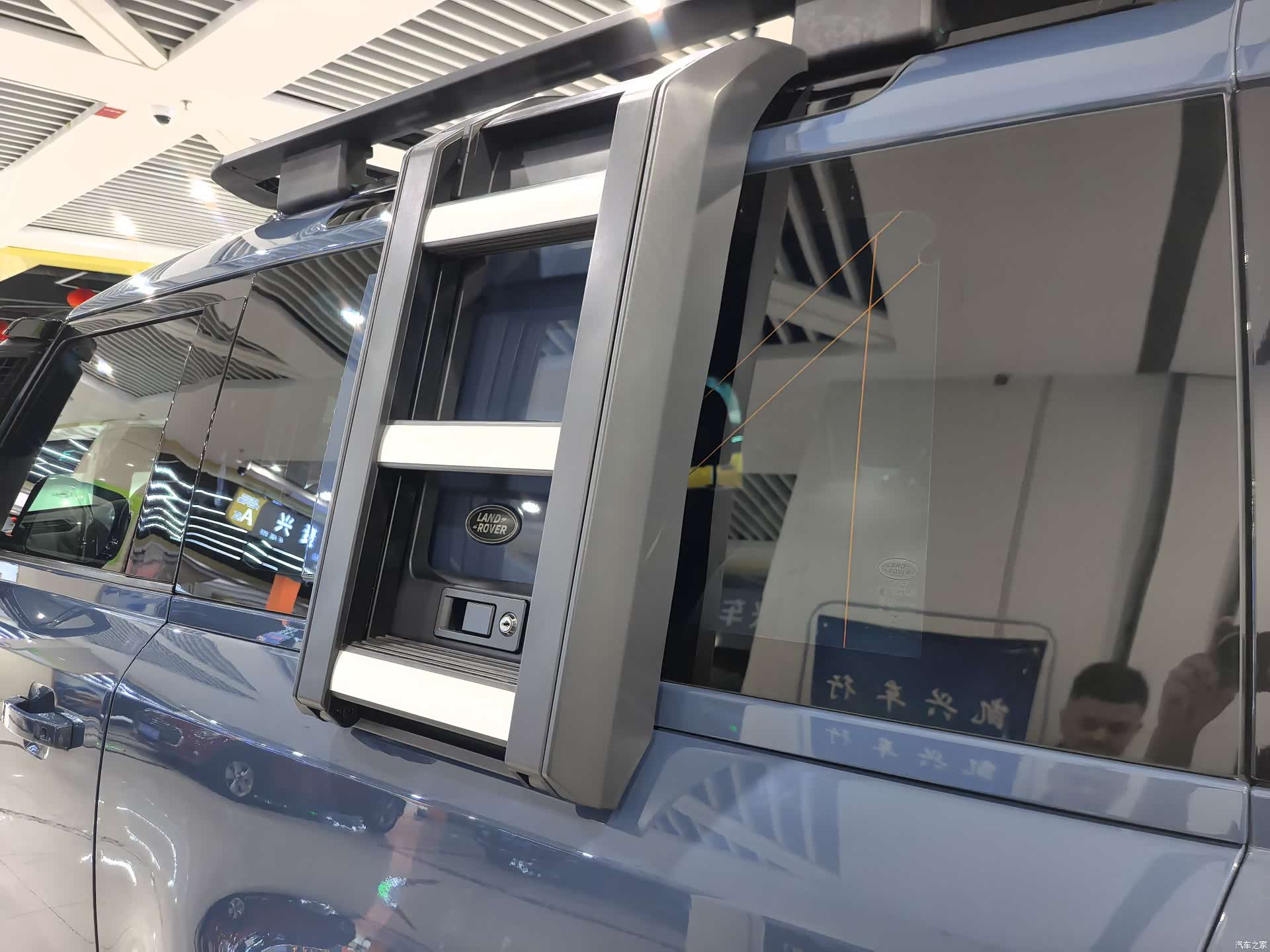 Land Rover Defender, 2022 13