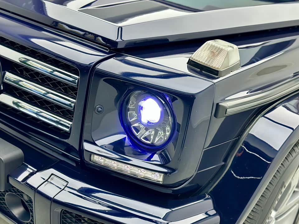 Mercedes-Benz G-class