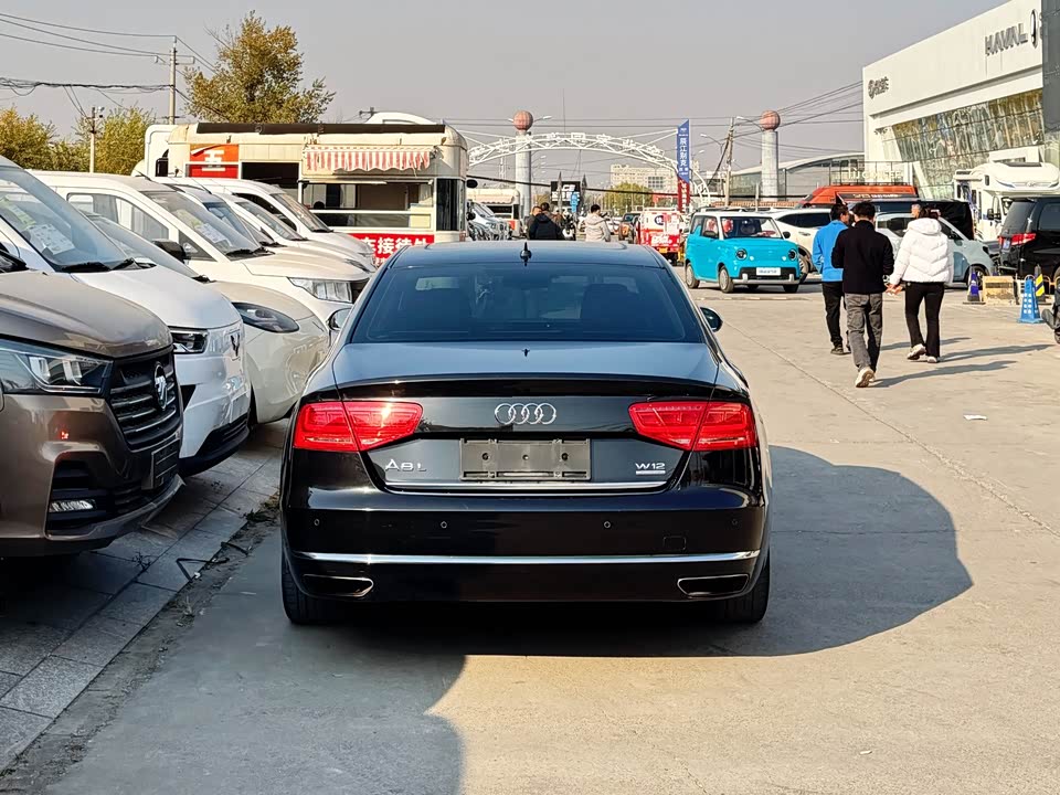 Audi A8