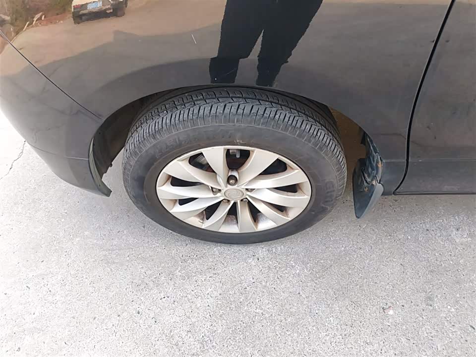 Forthing Popular CM7