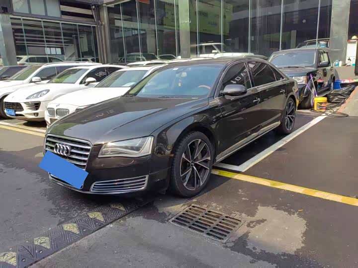 Audi A8