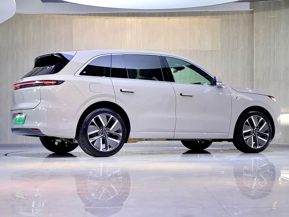 Li Auto Ideal L6