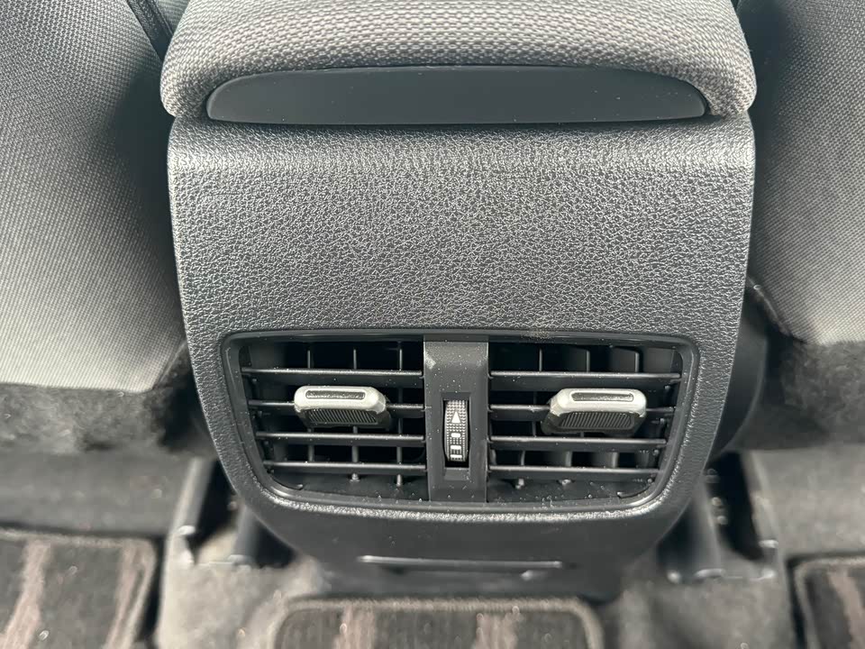 Toyota Corolla Sharp amplifier