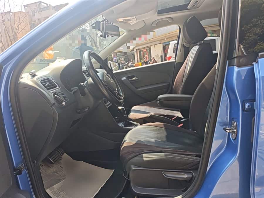 Volkswagen Polo 2015, фото 8