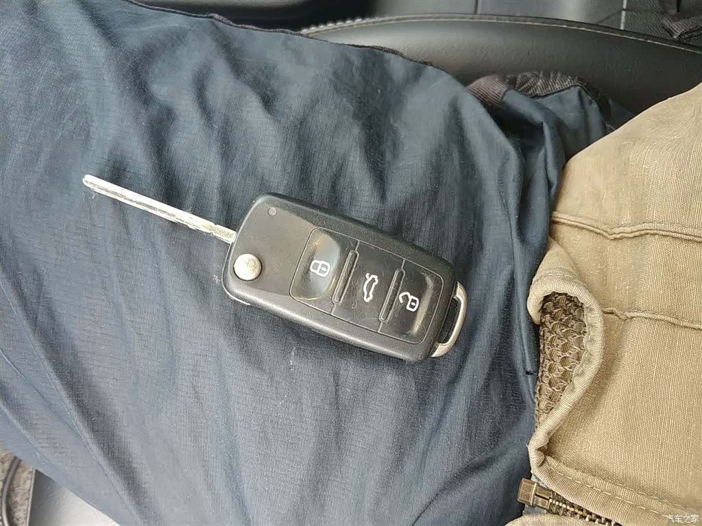 Skoda Rapid, 2017 17