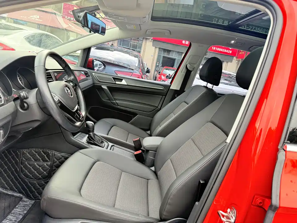 Volkswagen Golf*Jiayu