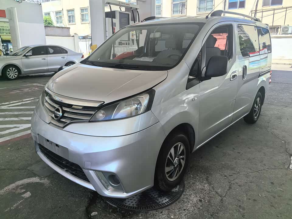 Nissan NV200 Nissan NV200