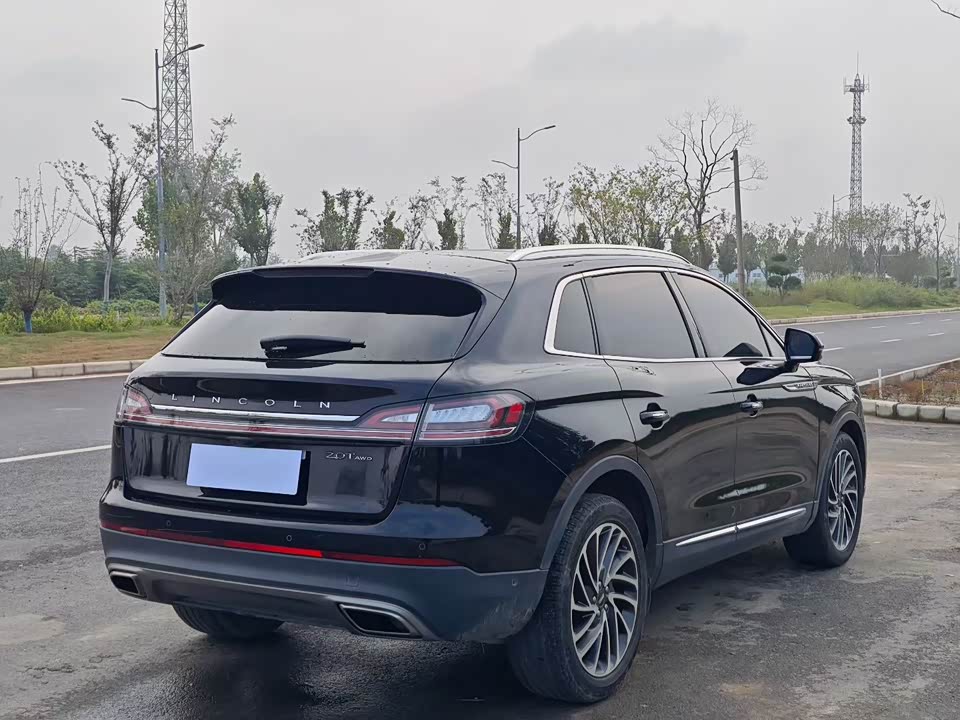 Lincoln Navigator