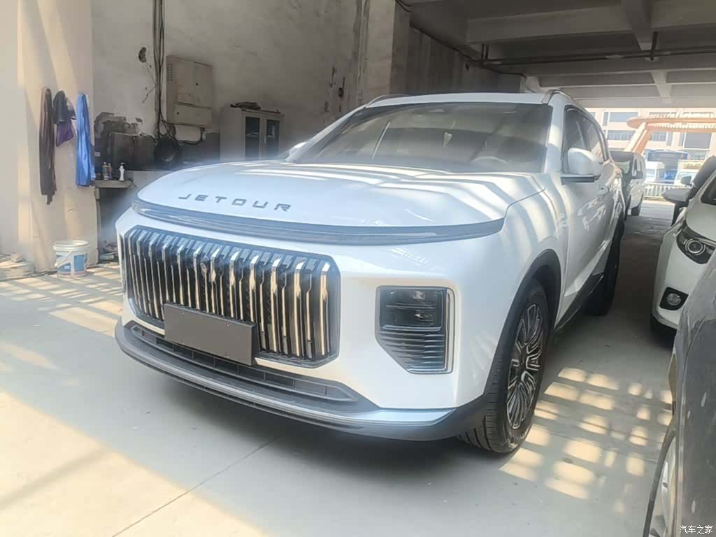 Jetour X70, 2026 1