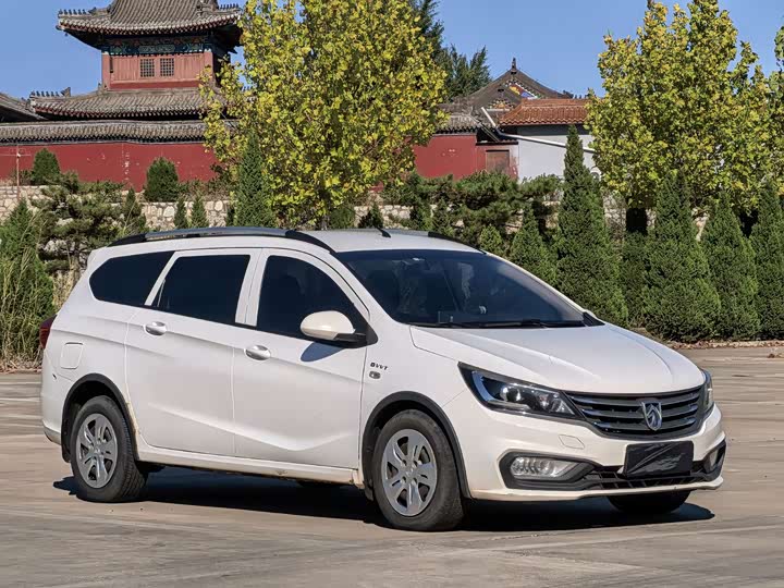 Baojun 310W 2017 1.5L МКПП Комфорт China VI