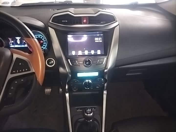 BYD Yuan 2016 1.5L МКПП Премиум