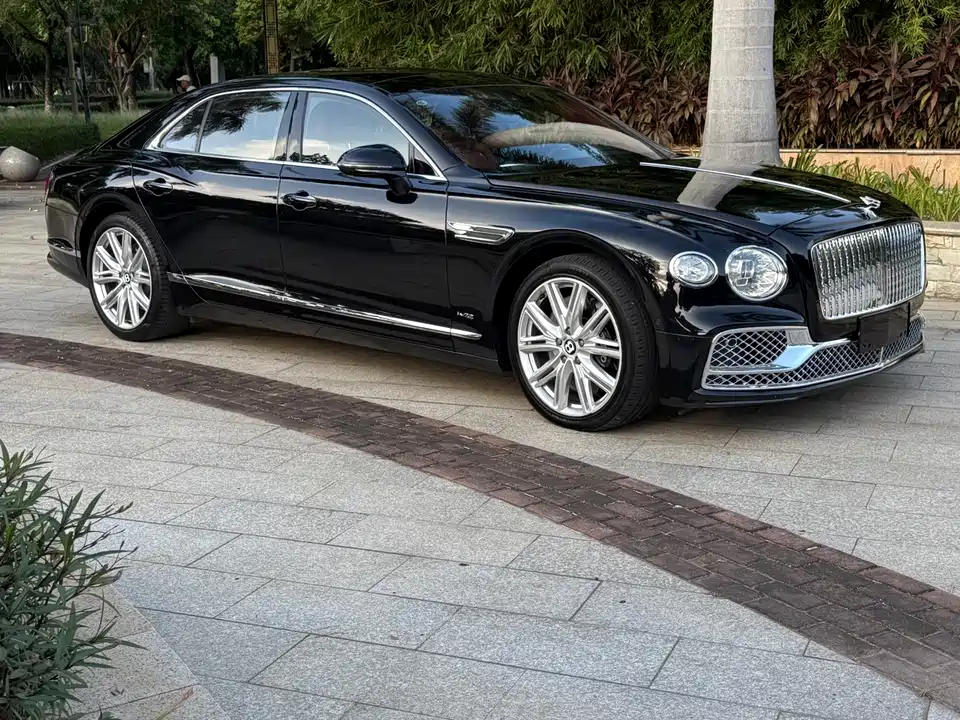Bentley Flying