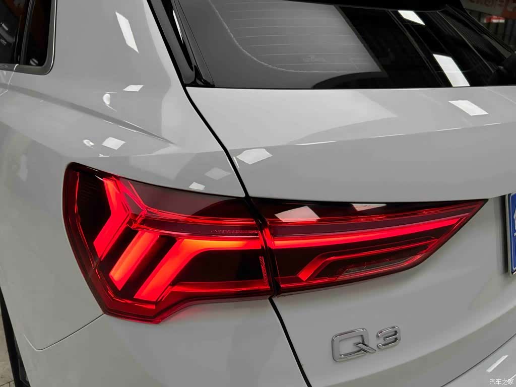Audi Q3, 2022 19