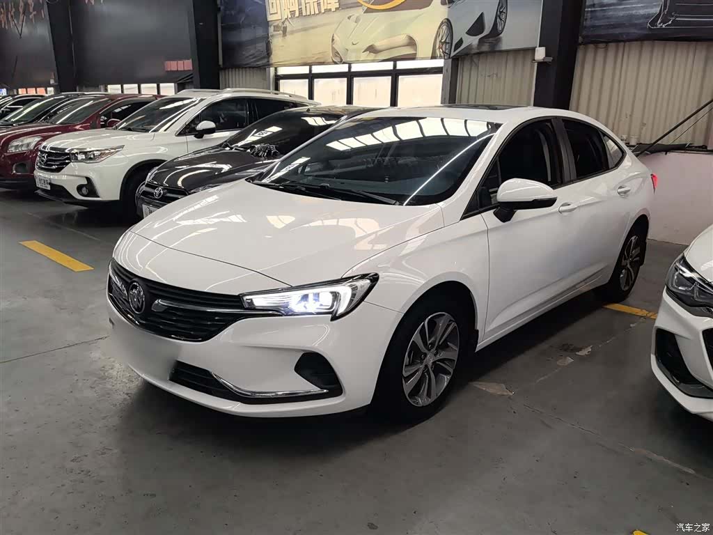 Buick Verano, 2021 1