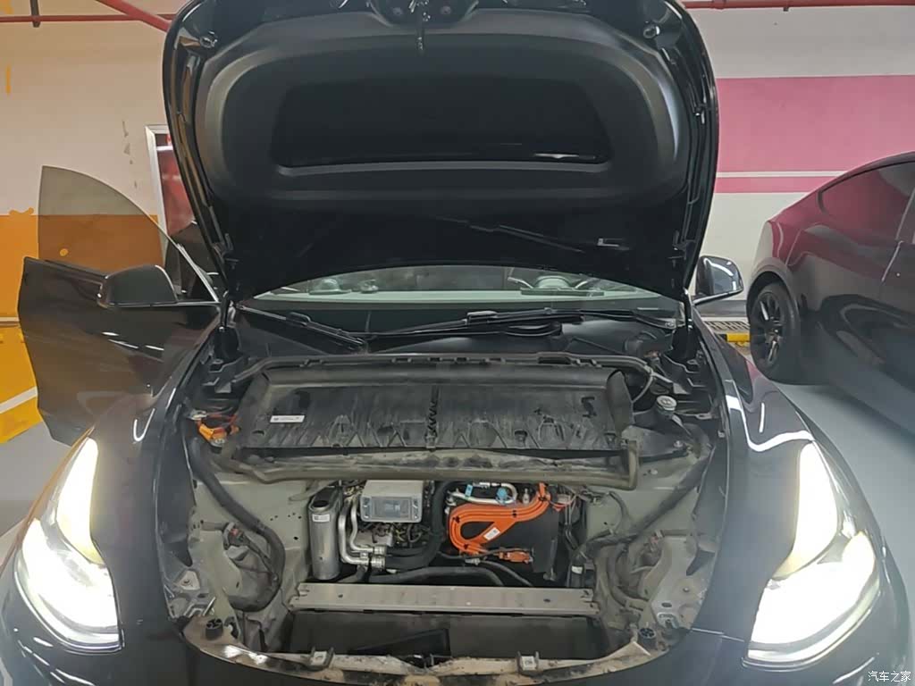 Tesla Model Y, 2021 20