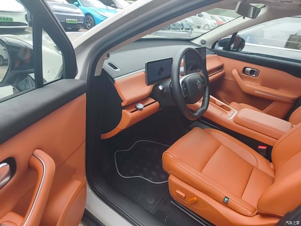 Leapmotor C10, 2025 16