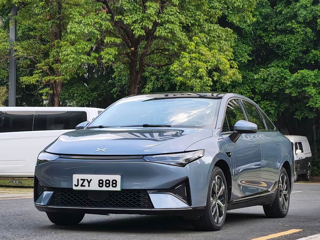 Xpeng P5