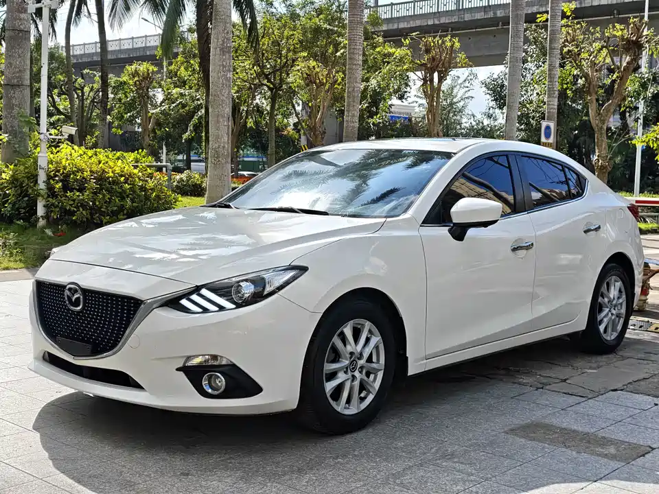 Mazda 3 Angkesaila