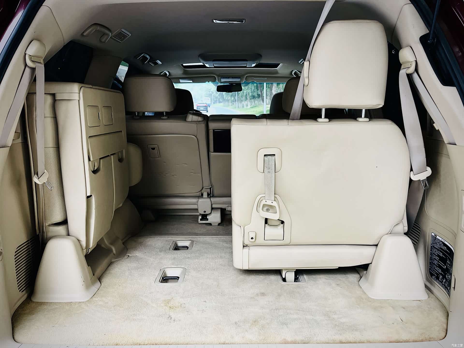 Lexus LX, 2010 17