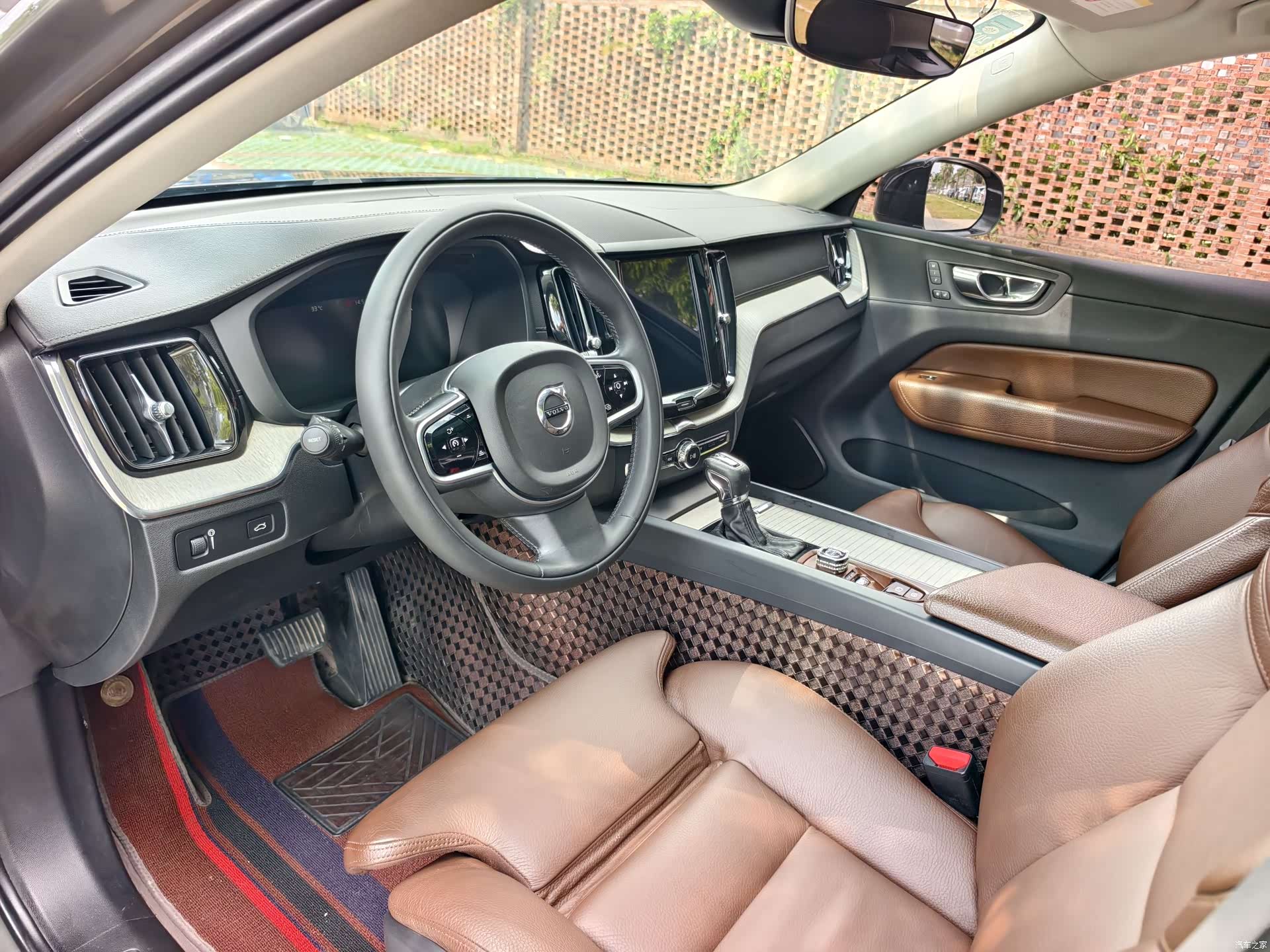 Volvo XC60, 2019 11