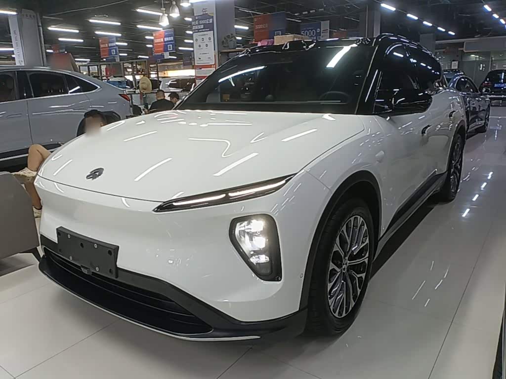 NIO ES6