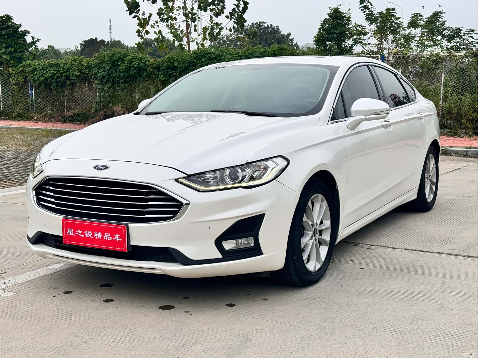 Ford Mondeo, 2019 1