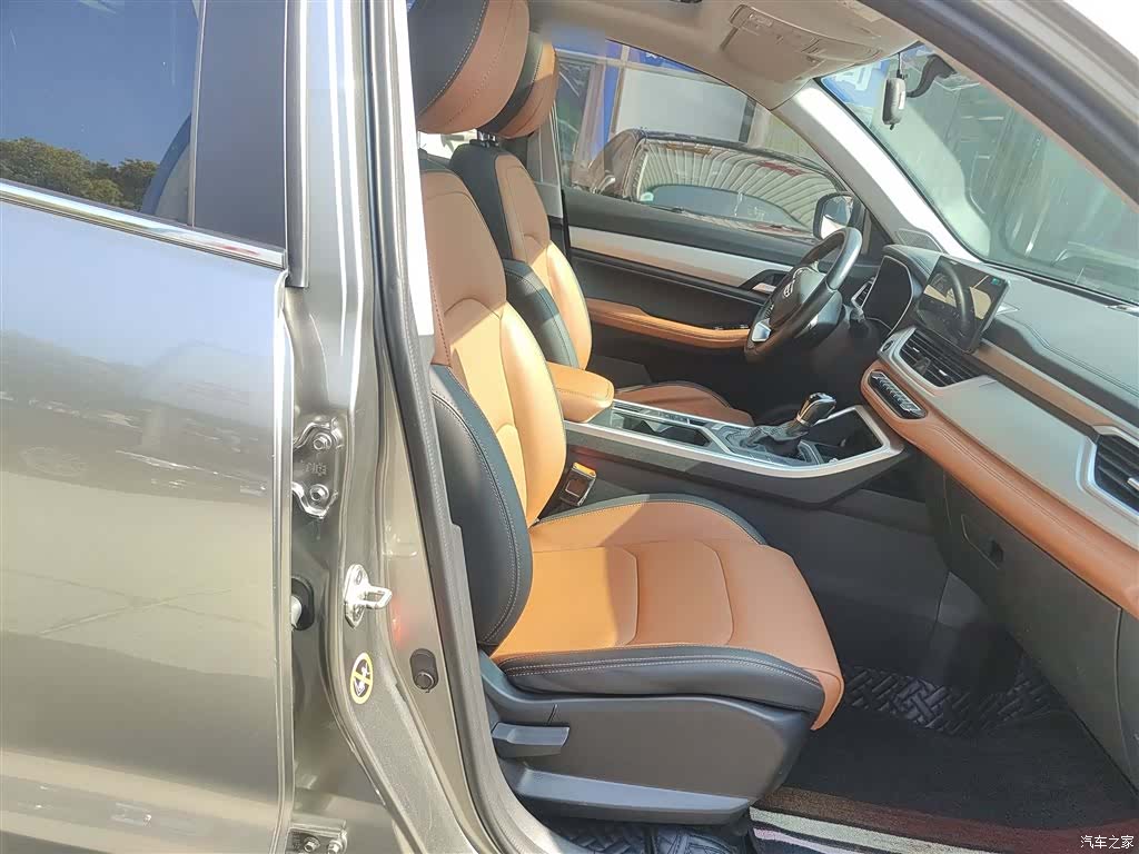 Geely X6, 2020 22