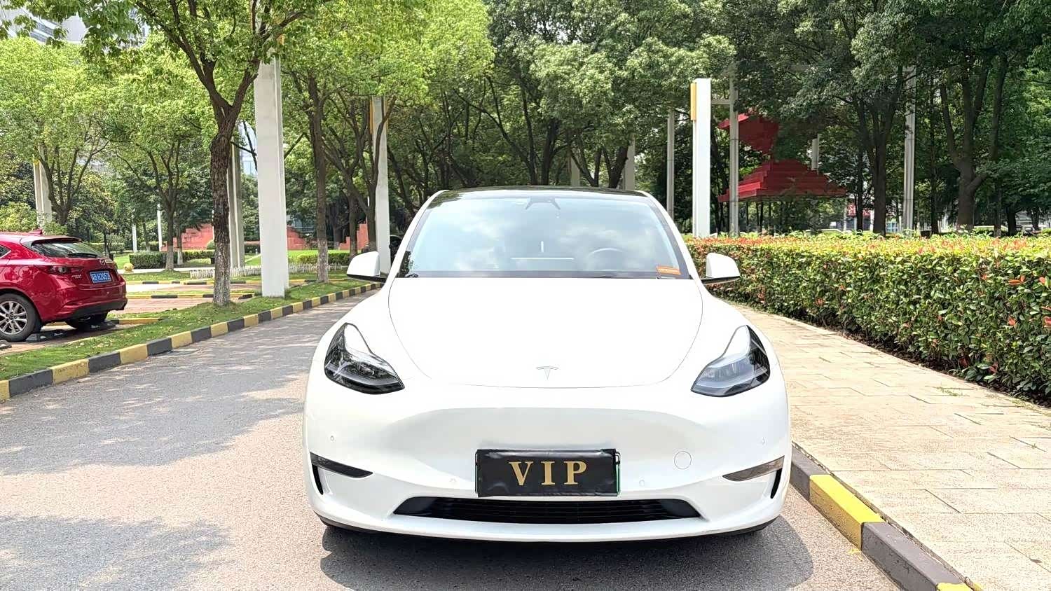 Tesla Model Y, 2022 2
