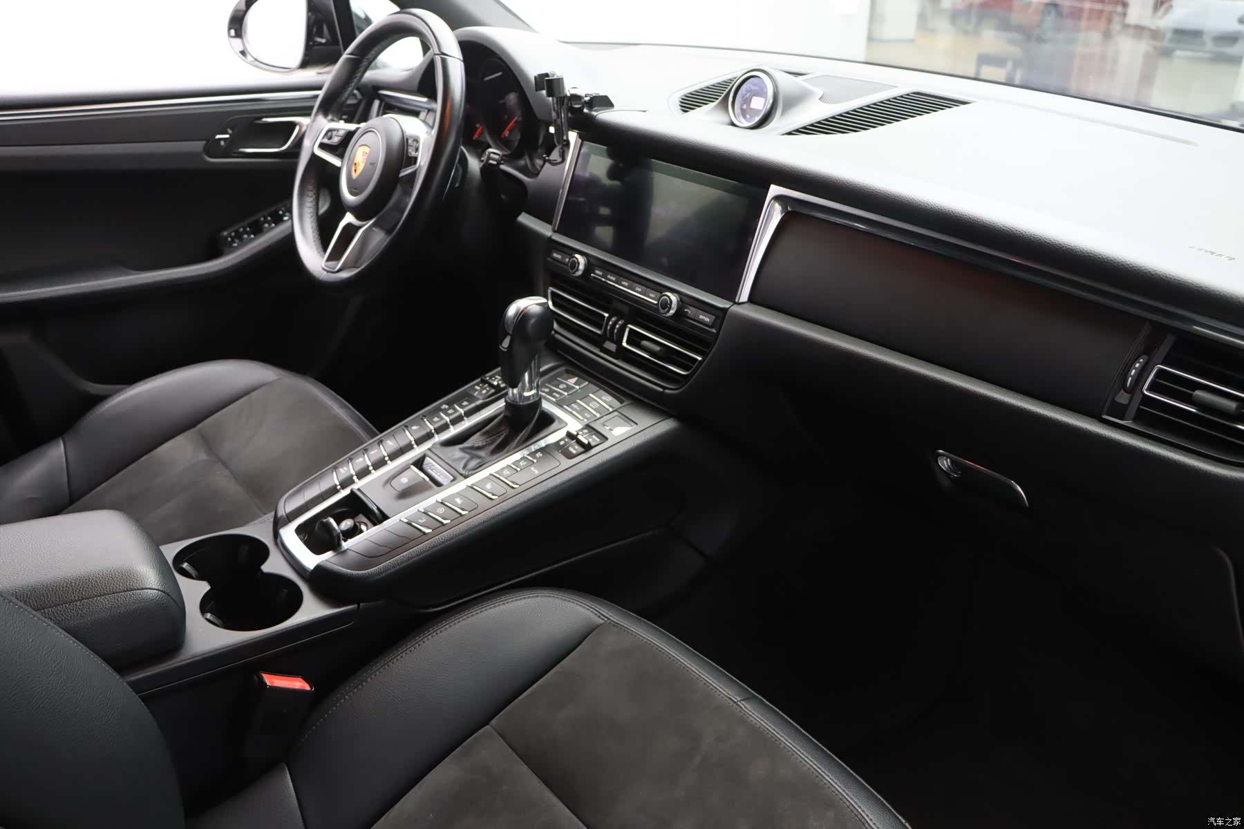 Porsche Macan, 2019 11