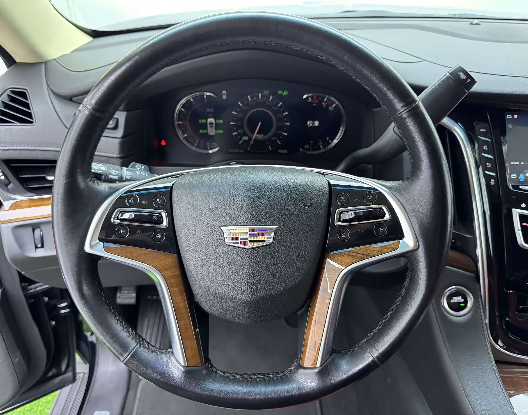 Cadillac Escalade, 2018 9