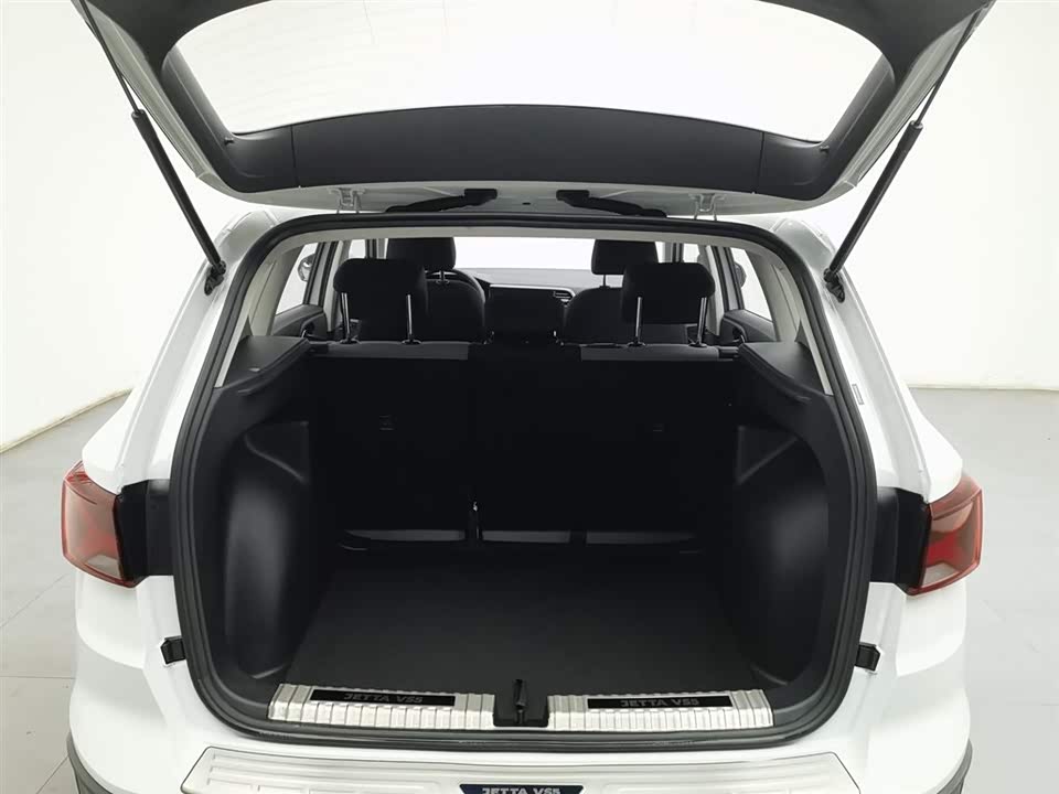 Jetta VS5