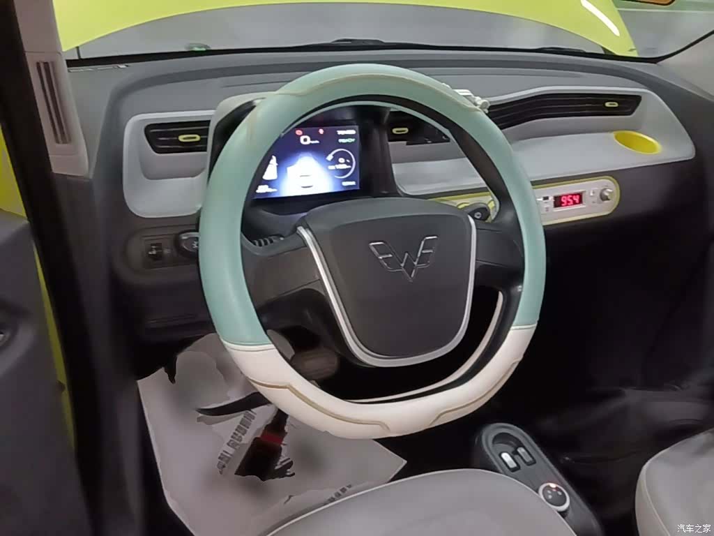 Wuling MINIEV, 2023 11