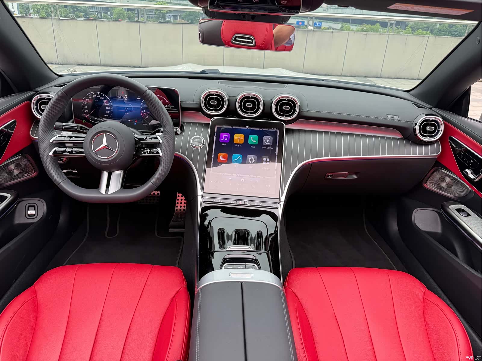 Mercedes-Benz CLE, 2025 11