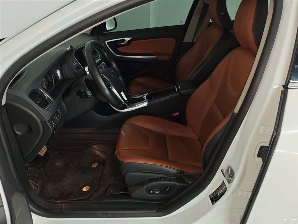 Volvo S60, 2020 15