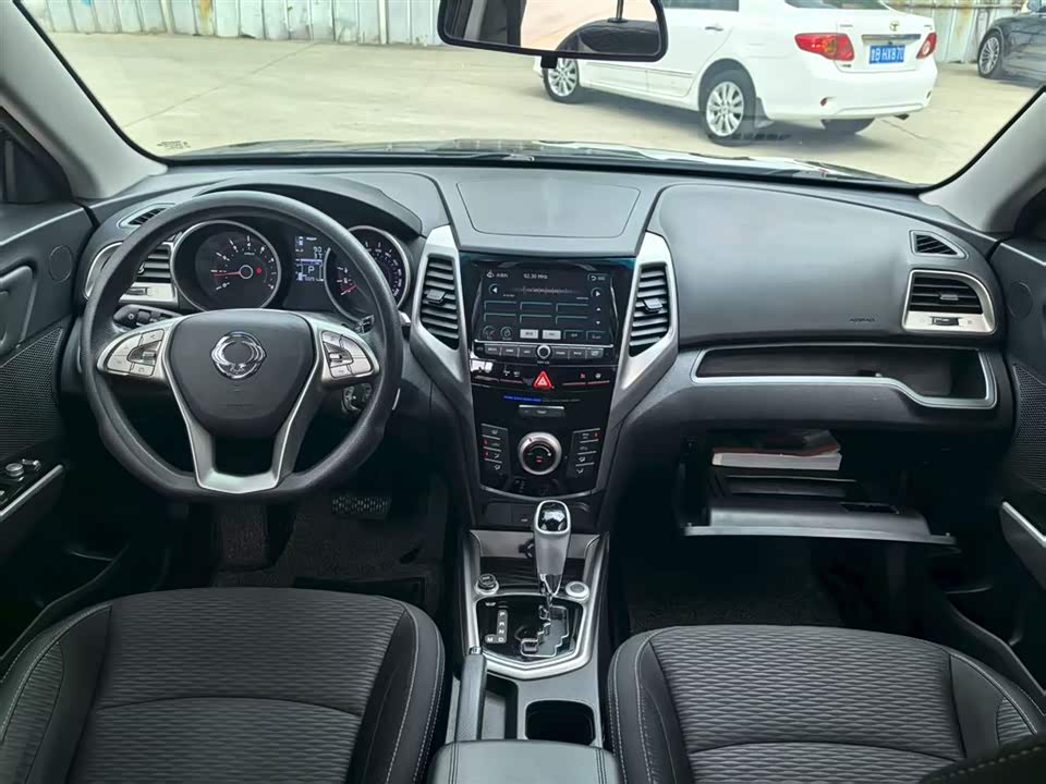 SsangYong Tiveira SsangYong Tiveira