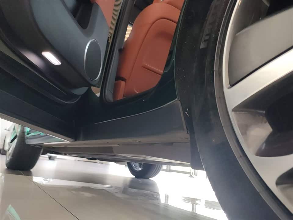 Li Auto Ideal L6