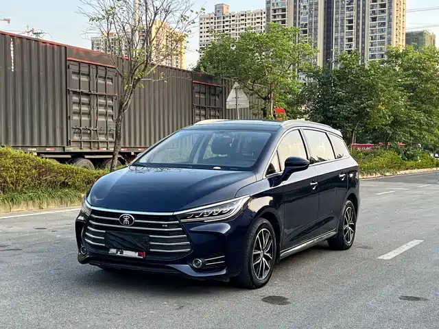 BYD Song MAX 2018 — купить из Китая под заказ