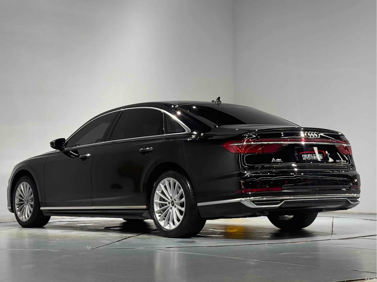 Audi A8L, 2022 19